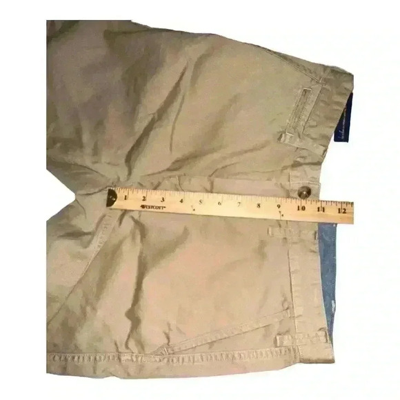Polo Ralph Lauren Tan Relaxed Fit Shorts, Size 30W - Picture 6 of 7